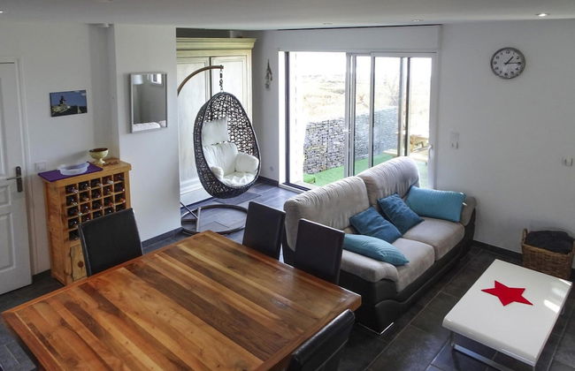 Holiday Home With sea View in Portbail - Photo 10