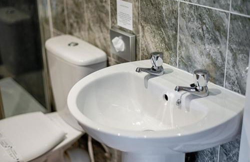 Double Room - Kitchen - Parking - Near Shops - Foto 21