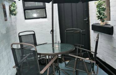 Comfortable Home From Home Bolton Central - Sleeps - 10 - Foto 37