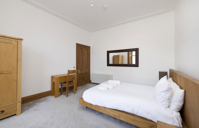 JOIVY 5 Bedroom Apt Near Meadows & George Square - Foto 61