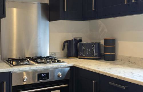 Anfield 4 min walk Sleeps 7 4BR 5Bed 3Bathrooms - Photo 30