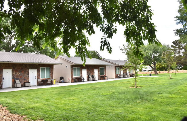 Zion's Camp and Cottages - Photo 65