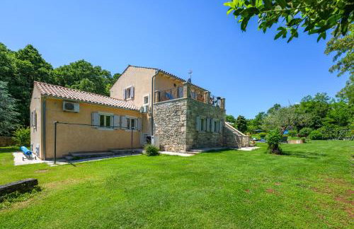 Villa Lipa for 8 persons near Pula with 41 m2 heated pool, beautiful garden, sauna & kids playground - Foto 55