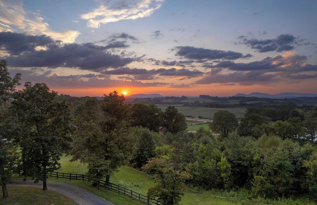 Amber Refresh by Avantstay Pool and Hot Tub - Foto 39
