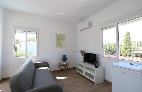 2 apartamentos en una excelente villa de playa compartiendo Piscina y Jardín - Foto 6