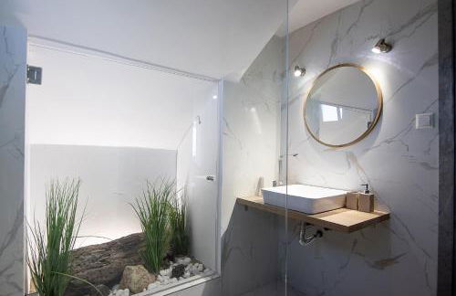 Georgianna's suite with private pool , 'greysuite' - Foto 15