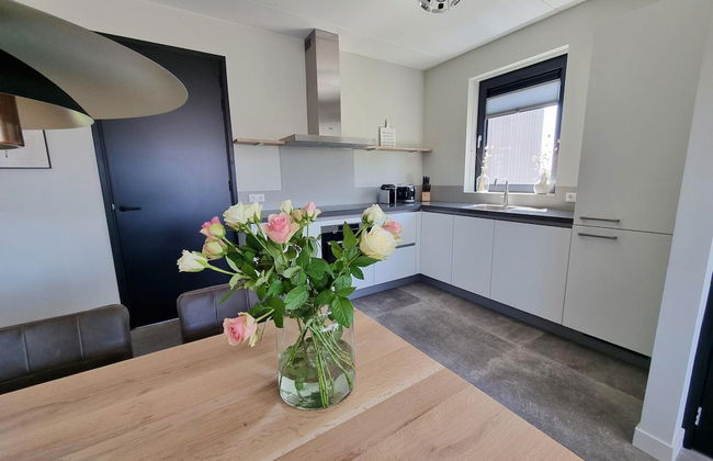 Luxurious Detached Water Villa With Jetty - Foto 64