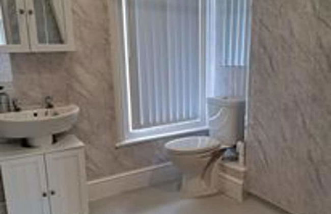 Immaculate 2-bed Cottage - Free Wifi - Foto 10