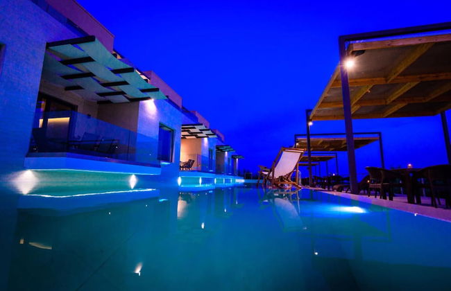 Serenity Suites Sea View 3 - Photo 13