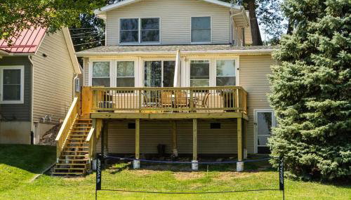 Lakefront Home on Pike Lake with Private Dock and Firepit - Foto 5