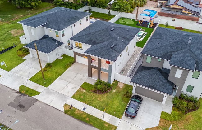 Luxury Home w Heated Pool, Gym, Playground & More! - Foto 77