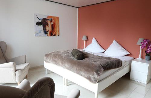 Residence - Photo 32