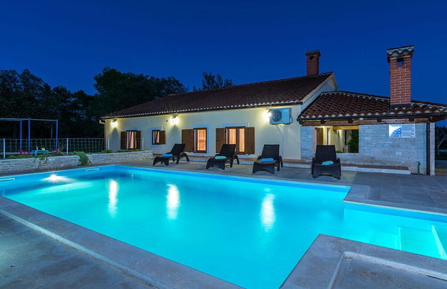 Villa Emanuel Comfortable Holiday Residence - Foto 12