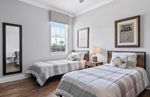 Boutique Luxury Home, Private Pool Close to Disney REU101 - Foto 65