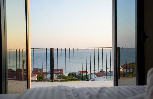 Newly built Villa MarVista with 4 bedrooms,infinity pool & stunning sea and mountain views - Photo 22