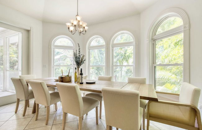 Walk to Beach, Pool+hot Tub, Game Room Captiva 5bdr Coco Mango by Avantstay - Foto 3