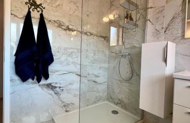 Newly Refurbished Komiza Haven - Photo 37