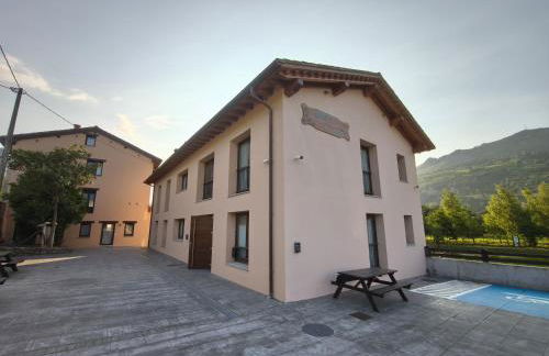 Apartamentos Villa de Panes - La Plaza - Foto 10