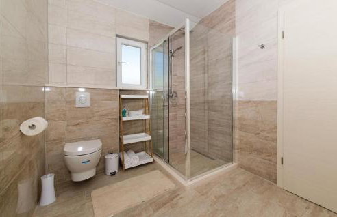 Awesome Home In Radosic - Foto 37