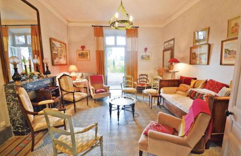 Lovely Home In Puymeras With Kitchen - Foto 11