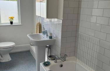 Tree Tops Apartment in Tunbridge Wells - Photo 10