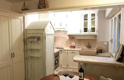 Huge Holiday Home in Marina di Castagneto Carducci near Sea - Foto 49