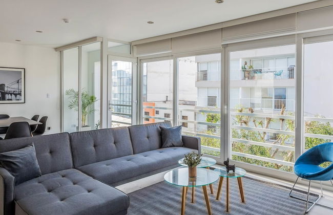 w 2BR Apartment With Balcony Near Larcomar - Foto 1