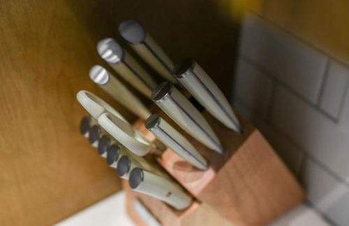 Pet Friendly 6 Bedroom Free Parking plus 5 Min From Bakery Sq - Foto 48