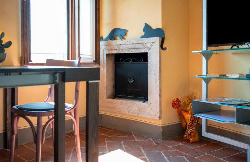 Small Rustic Apartment - Photo 3