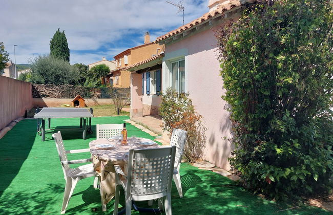 3 bedroom House in Solliès-Pont with private pool and garden - Photo 34