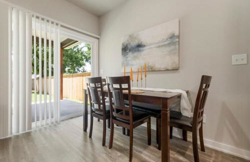 The Rose Retreat - Walk to the Broken Arrow Rose District - Foto 13