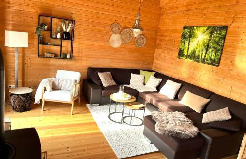 5 Sterne Ferienhaus Susi mit Kamin, Seeblick und 2 Terrassen - Foto 1