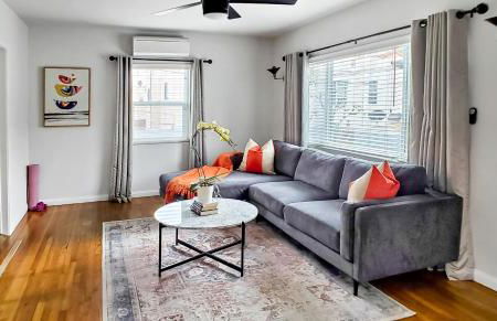 Top Location Walk to Dining, Shops & Near Beach CC E - Photo 3