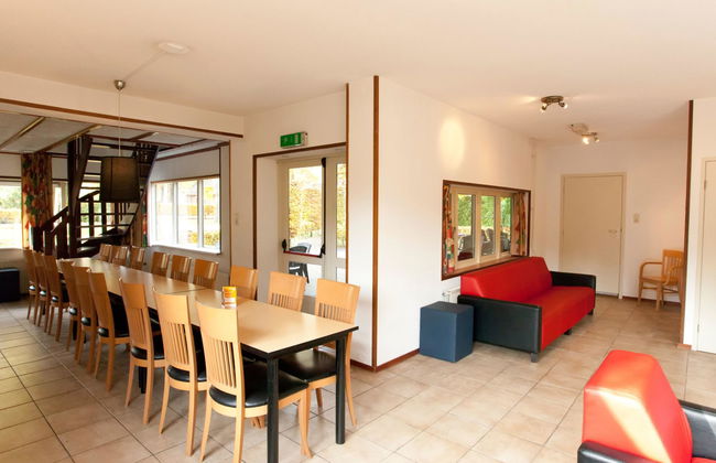 6 bedroom House in Beekbergen with swimming pool and garden - Photo 2