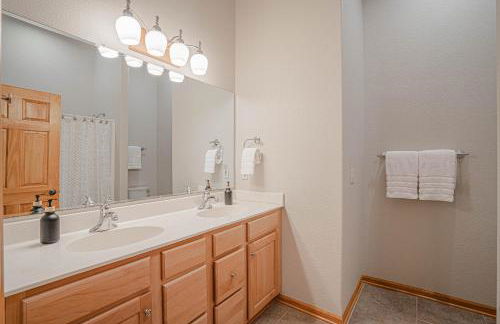 Amazing Vacation Home on the 56 MM, Dock, Water Toys, Fire Pit, 5 bedrooms/5 baths - Foto 37