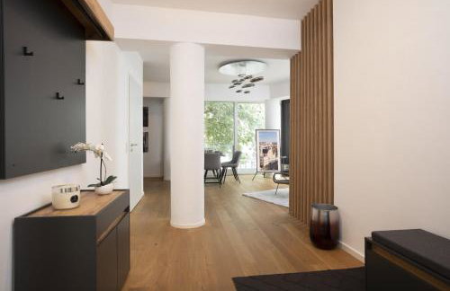 GoldenKey-Suites - Luxury Suite 'Rathausplatz' - Overlooking the Main Square - Air Conditioning & Elevator - Foto 1