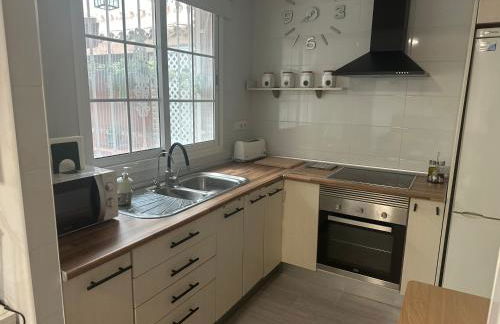 Espectacular Loft con piscina Comunitaria junto al mar Málaga - Photo 7