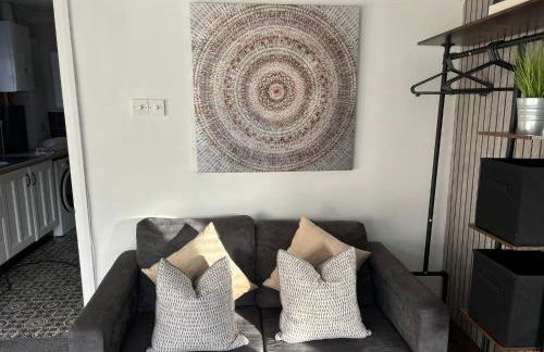 Brighton Bungalow Spacious 3BR, contractor friendly, close to University & near AMEX Stadium, parking,free WIFI,Garden & BBQ, Mobility challenged friendly - Foto 15