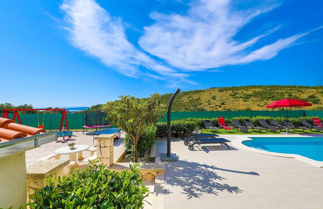 Scenic Elegant Trogir Villa With Pool - Foto 65