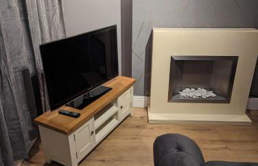 2 Bed House - Garden & Excellent Wifi - Foto 16