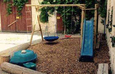 Ferienhaus Ederhof - Idyllischer Vierseithof, kinder- und hundefreundlich, Referenzen auf FeWo-direkt nachlesbar - Foto 4