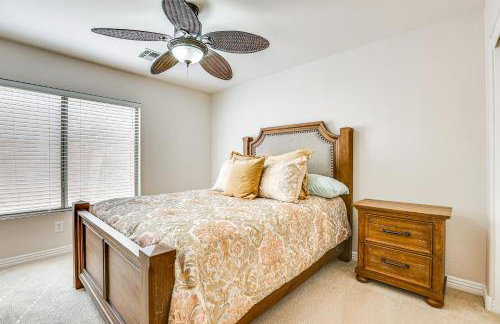 Luxe Mtn-View Mansion with Hot Tub in Phoenix! - Foto 15