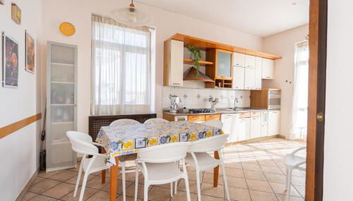 Villa Alessandra- Comfort e spazio a Napoli - Foto 3, stove