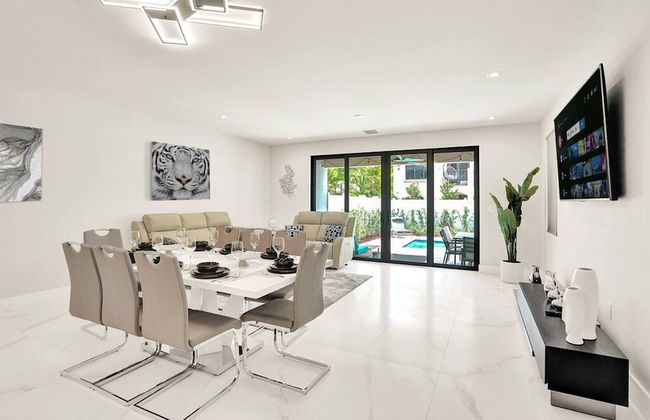 4BR w htd Pool Walk to Las Olas 5mins to Beach - Foto 7