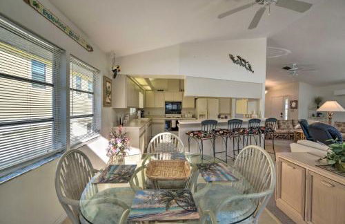 Canalfront Home with Private Dock - 5 Mi to Beaches! - Foto 6