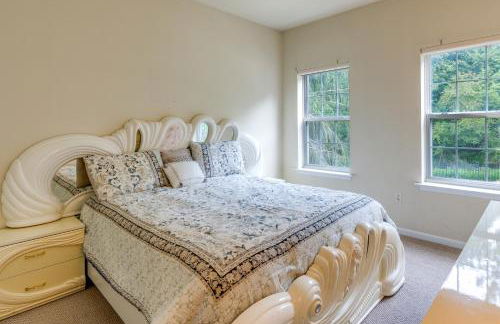 Centrally Located Family Home with Pool - Foto 16