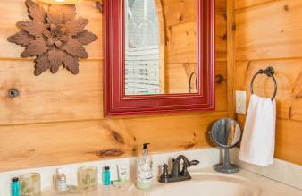 Mountain Retreat with Hot Tub, Game Room and Views - Foto 63