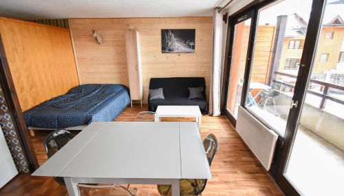 Le Relai S34 - Grand et lumineux studio avec coin montagne 4-6 pers avec WIFI, 50m des pistes, grand balcon exposé SUD, DRAPS NON COMPRIS - Foto 4