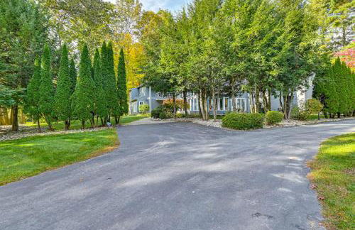 7 Mi to Skiing Lake George Home with Large Patio - Foto 45