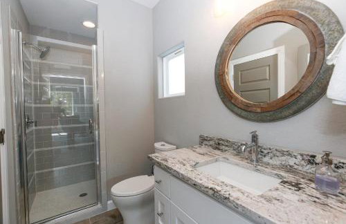 Luxury Lake LBJ House with Heated Swimming Pool and Spill Over Hot Tub and 2 Boat Slips - Foto 26